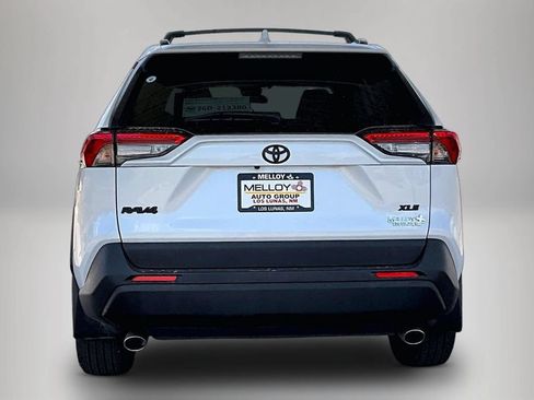 Used 2025 Toyota RAV4 XLE Premium FWD image 5