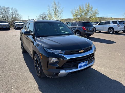 Used 2023 Chevrolet TrailBlazer LT AWD/4WD image 8