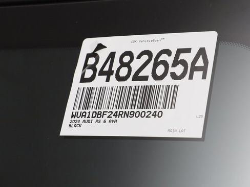 Used 2024 Audi RS 6 performance image 31