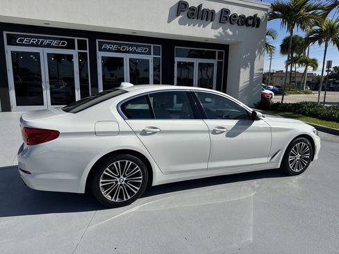 Used 2019 BMW 530i xDrive AWD/4WD image 4