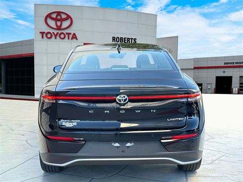 New 2026 Toyota Crown Limited w/ Advanced Technology Package image 6