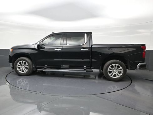 Used 2024 Chevrolet Silverado 1500 LTZ RWD image 2