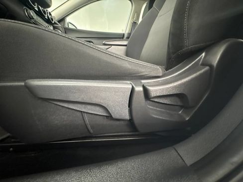 Used 2023 Nissan Sentra SV FWD image 16