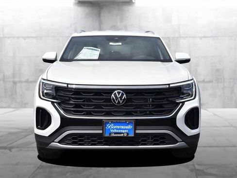 New 2026 Volkswagen Atlas Cross Sport SE AWD/4WD image 4