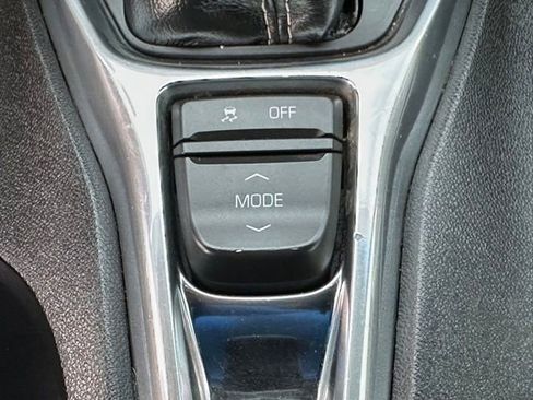 Used 2016 Chevrolet Camaro LT RWD image 36