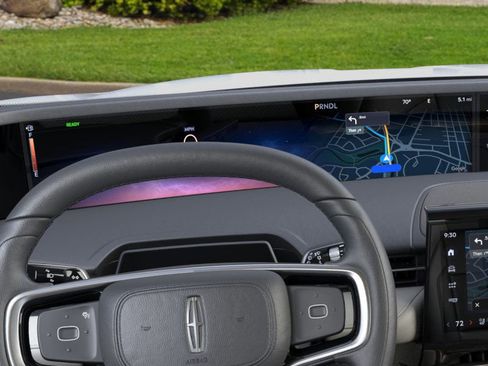 New 2026 Lincoln Nautilus Premier w/ Equipment Group 102A image 13