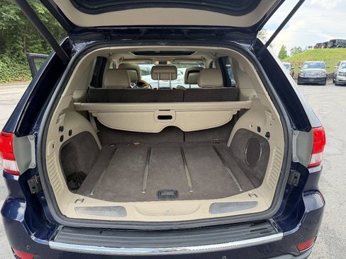 Used 2013 Jeep Grand Cherokee Overland w/ Advance Technology Group RWD image 17