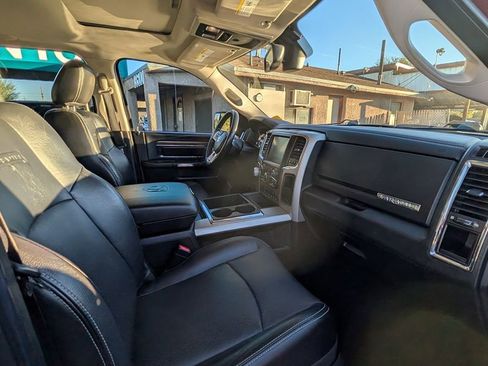 Used 2014 RAM 1500 Laramie w/ Convenience Group image 34