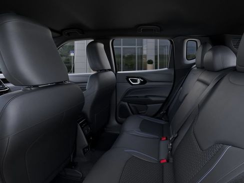 New 2026 Jeep Compass Latitude AWD/4WD image 26