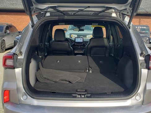 Used 2024 Ford Escape ST-Line image 8
