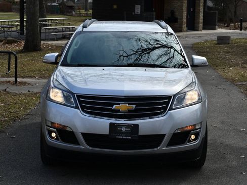 Used 2015 Chevrolet Traverse LT w/ Style and Technology Package AWD/4WD image 2