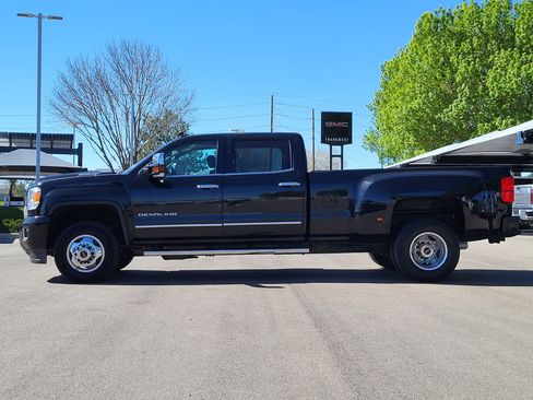 Used 2019 GMC Sierra 3500 Denali w/ Duramax Plus Package AWD/4WD image 4