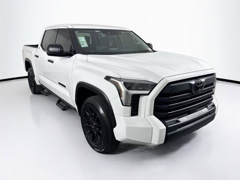Used 2022 Toyota Tundra SR5 image 8