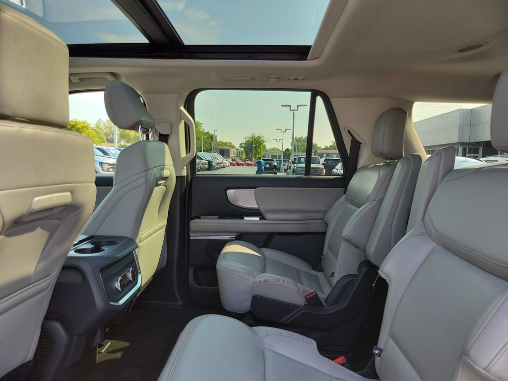 Certified 2025 Ford Expedition Max Active AWD/4WD image 14