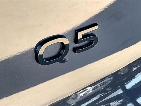 Certified 2025 Audi Q5 Premium Plus w/ Premium Plus image 27
