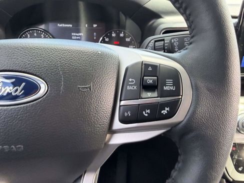 Used 2023 Ford Explorer XLT w/ Equipment Group 202A AWD/4WD image 34