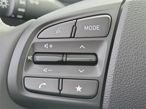 New 2026 Hyundai Venue SEL image 8