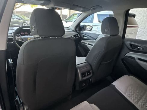 Used 2023 Chevrolet Equinox LS FWD image 23