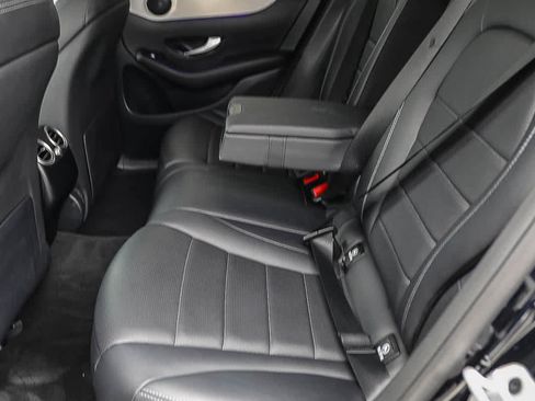 Used 2022 Mercedes-Benz GLC 300 4MATIC Coupe image 18
