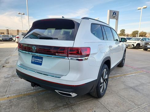 New 2026 Volkswagen Atlas SE image 7
