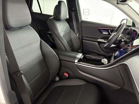 Certified 2025 Mercedes-Benz GLC 350e 4MATIC image 25