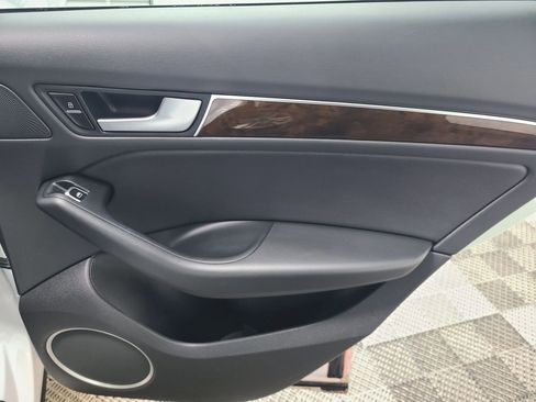 Used 2015 Audi Q5 3.0T Premium Plus w/ Technology Package image 37