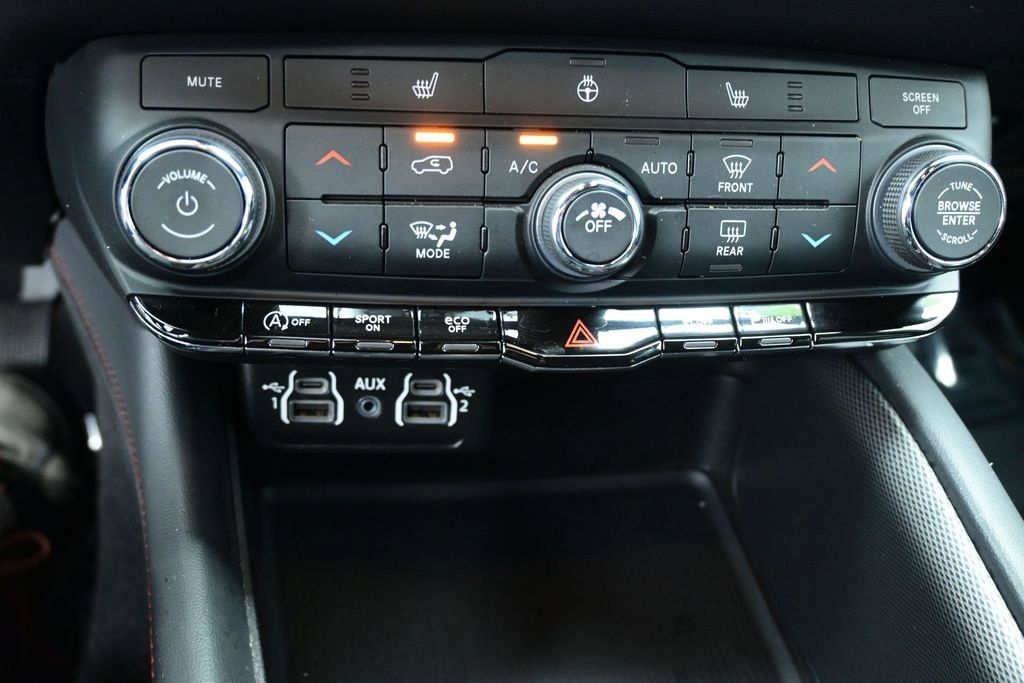 Used 2026 Dodge Durango GT AWD/4WD image 30