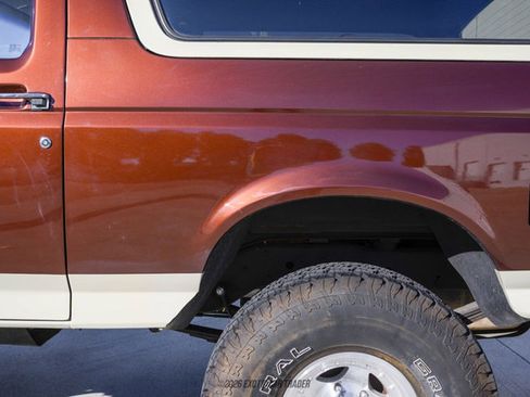 Used 1994 Ford Bronco Eddie Bauer image 99