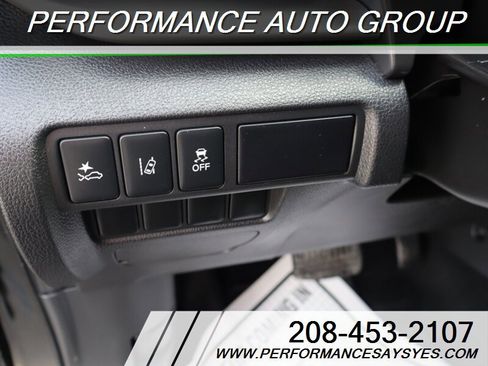 Used 2020 Mitsubishi Eclipse Cross SE AWD/4WD image 18