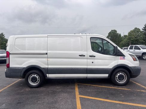 Used 2016 Ford Transit 150 130 Low Roof RWD image 5