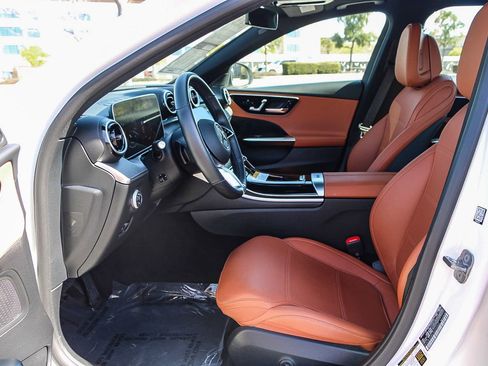 Certified 2025 Mercedes-Benz C 300 4MATIC Sedan image 17