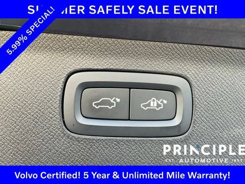 Certified 2023 Volvo XC90 B5 Plus AWD/4WD image 29