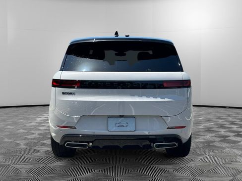 New 2026 Land Rover Range Rover Sport Dynamic SE AWD/4WD image 4