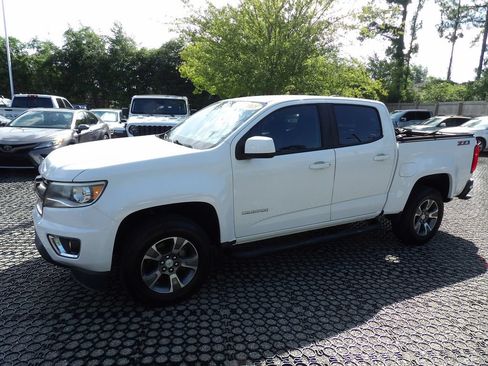 Used 2018 Chevrolet Colorado Z71 RWD image 3