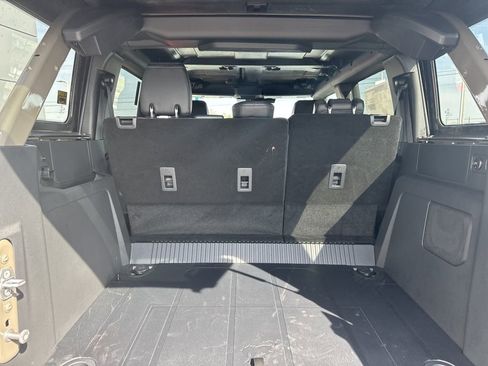 New 2025 Ford Bronco Big Bend w/ Black Diamond Package image 19