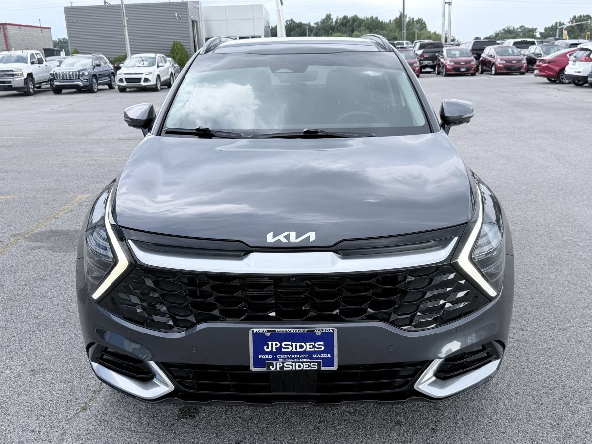 Used 2023 Kia Sportage SX FWD image 2