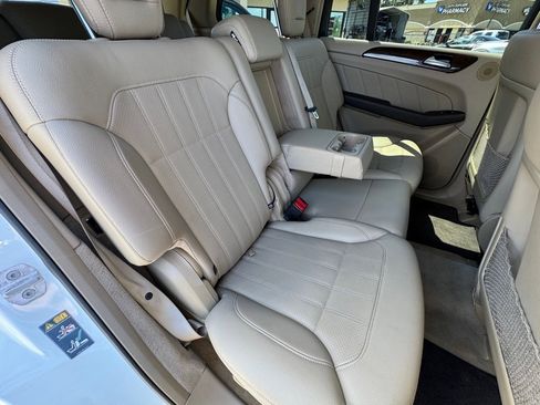 Used 2016 Mercedes-Benz GL 450 4MATIC image 20