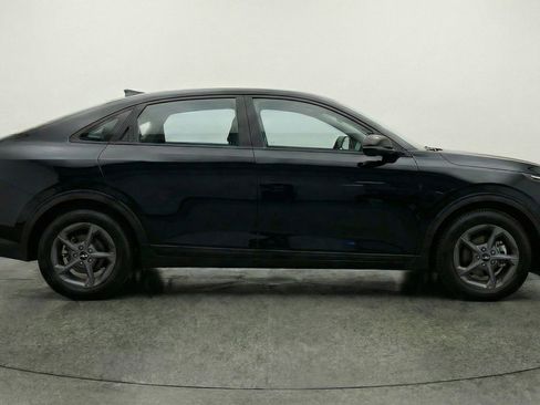 Used 2025 Kia K4 LXS image 11