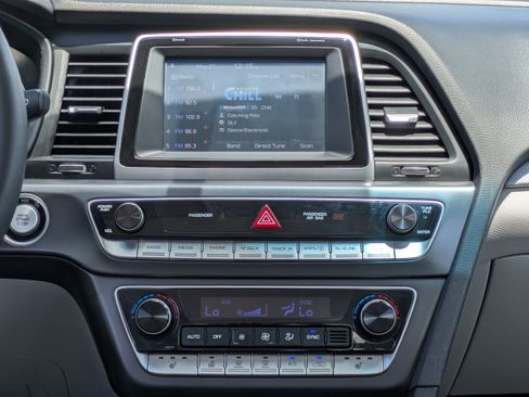 Used 2019 Hyundai Sonata SEL FWD image 16