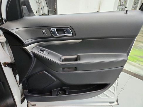 Used 2019 Ford Explorer 4WD Police Interceptor image 24