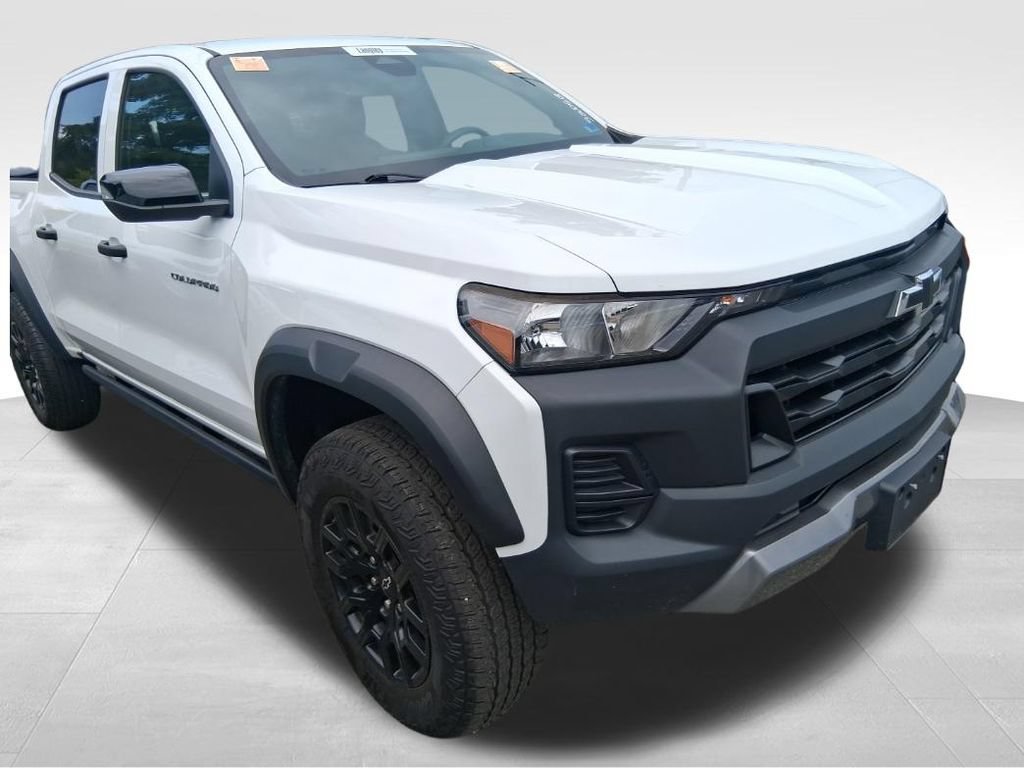 Used 2024 Chevrolet Colorado Trail Boss AWD/4WD image 14
