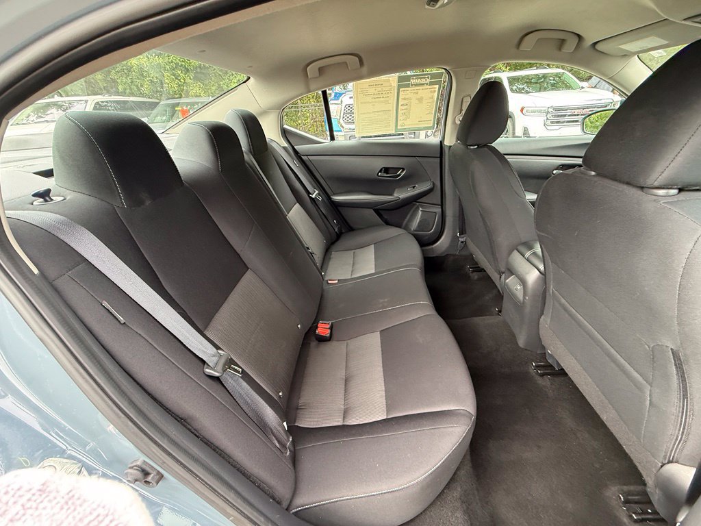 Used 2025 Nissan Sentra SV FWD image 38