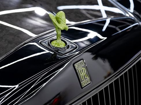 Used 2023 Rolls-Royce Phantom Sedan w/ The Phantom Package image 10