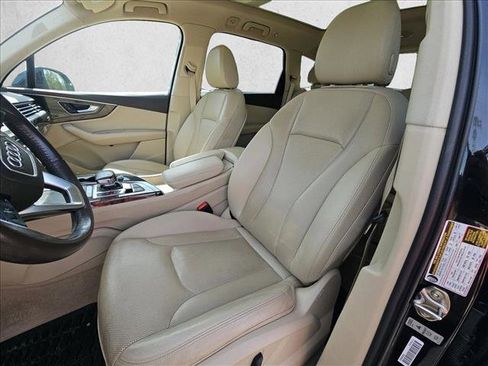 Used 2018 Audi Q7 3.0T Prestige w/ Prestige Package image 15