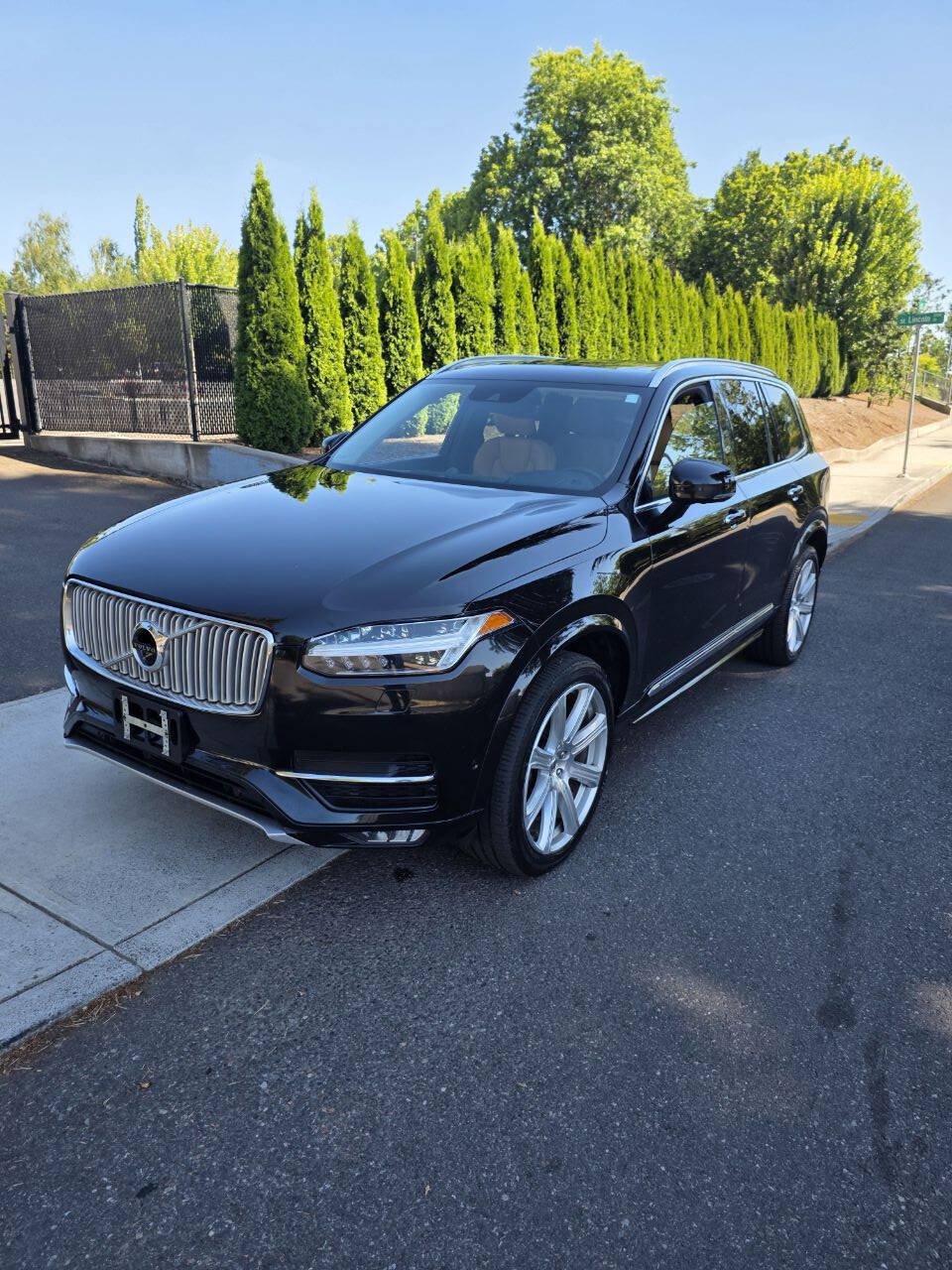 Used 2016 Volvo XC90 T6 Inscription AWD/4WD image 1