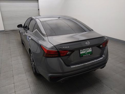 Used 2021 Nissan Altima 2.5 SV w/ SV Premium Package FWD image 6