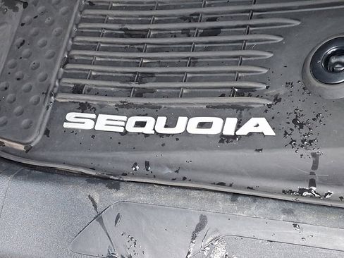 Certified 2024 Toyota Sequoia Limited image 15