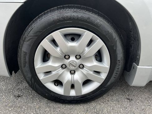 Used 2009 Nissan Altima 2.5 S FWD image 22