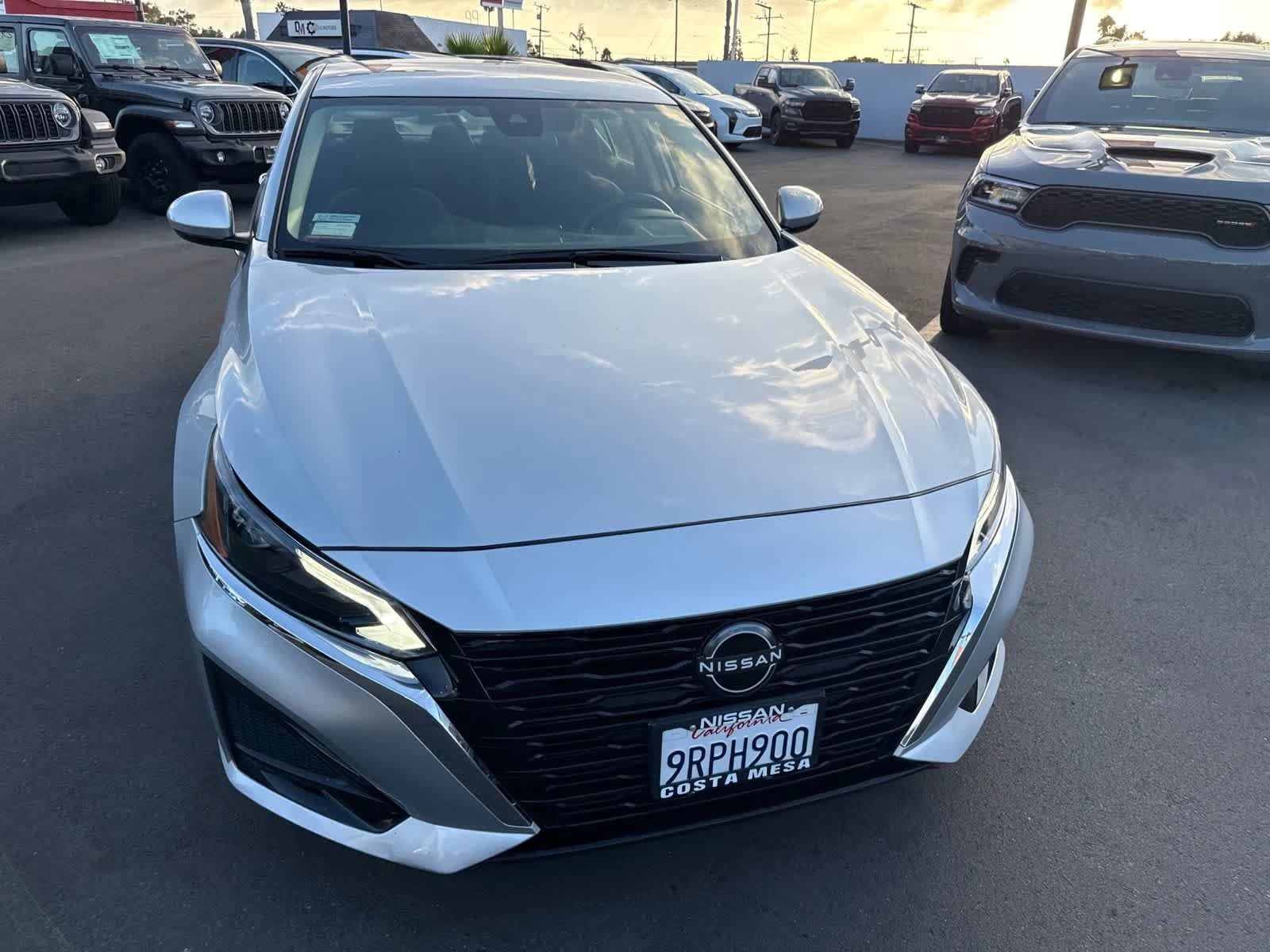 Used 2023 Nissan Altima 2.5 S FWD image 6