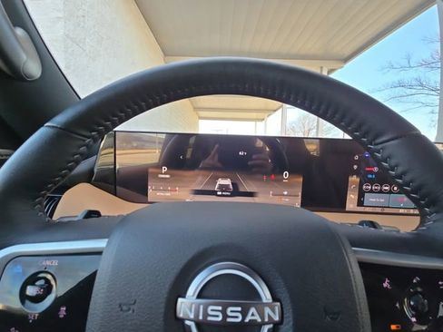 New 2026 Nissan Armada SL w/ Captain's Chari Seat Package image 25